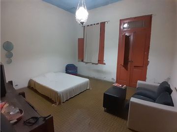 Mega piso histórico en esquina en pleno centro de Resistencia!