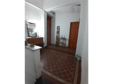 Mega piso histórico en esquina en pleno centro de Resistencia!