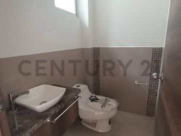 Casa  en Venta por estrenar en Nayón