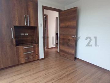 Casa  en Venta por estrenar en Nayón