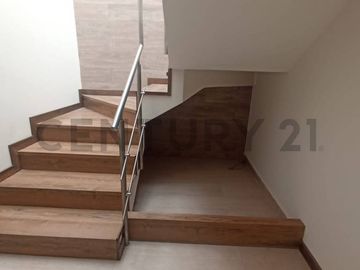 Casa  en Venta por estrenar en Nayón