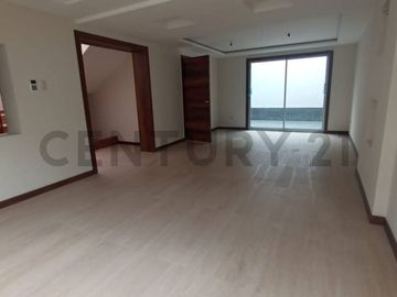 Casa  en Venta por estrenar en Nayón