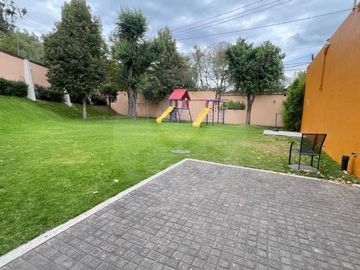 Puerta del Bosque Casa en condominio en venta en El Mirador