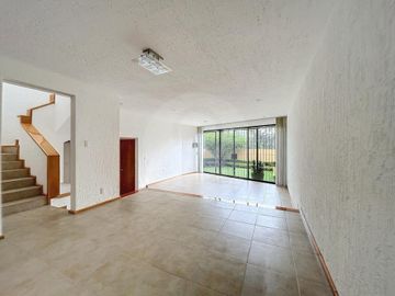 Casa en condominio en venta en Santa Úrsula Xitla