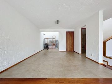 Casa en condominio en venta en Santa Úrsula Xitla