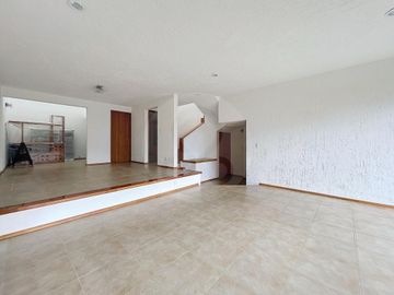 Casa en condominio en venta en Santa Úrsula Xitla