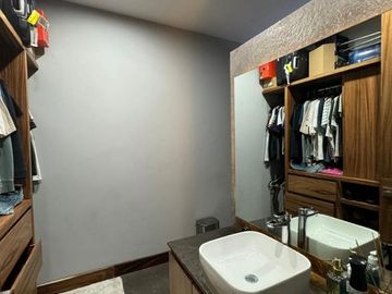 Casa en Puerta del Bosque de Lujo