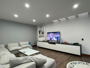 Casa en Puerta del Bosque de Lujo