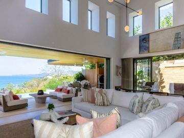 HERMOSA VILLA EN PUNTA MITA