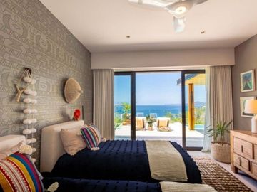 HERMOSA VILLA EN PUNTA MITA