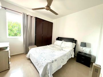 Casa moderna en conjunto cerrado en La Castellana Montería en excelente estado