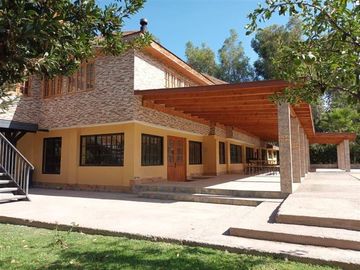 Casa en Venta en Santa Rita a 600 metros de Ramon Subercaseaux