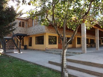 Casa en Venta en Santa Rita a 600 metros de Ramon Subercaseaux