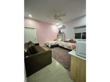 Casa en venta en Valle Poniente en Privadas la Huasteca Frente Parque