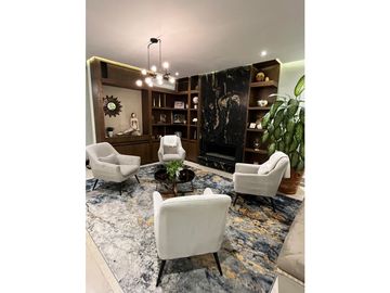 Casa en venta en Valle Poniente en Privadas la Huasteca Frente Parque