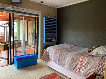 Venta hermosa casa en condominio, Mantagua