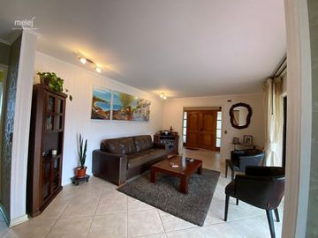 Venta hermosa casa en condominio, Mantagua