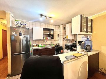 SE VENDE DEPTO / 3D 2B / METRO SANTA ANA