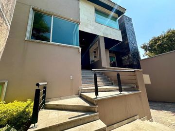 Residencia en venta en Jardines de La Montaña