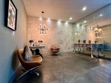 Residencia en venta en Jardines de La Montaña