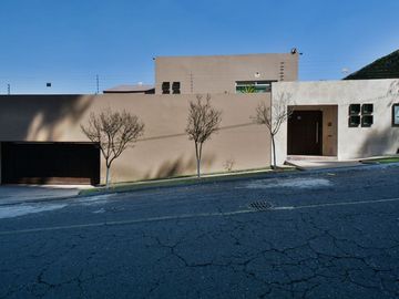 Residencia en venta en Bosques de las Lomas