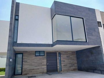 CASA EN VENTA EN ATLIXCO, PUEBLA EN FRACCIONAMIENTO ENTRE ALAMEDAS
