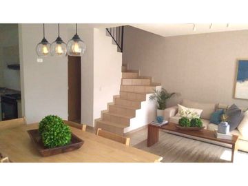 BONITA CASA EN VENTA EN CIUDAD DEL SOL QUERETARO GAA