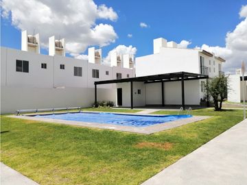 BONITA CASA EN VENTA EN CIUDAD DEL SOL QUERETARO GAA