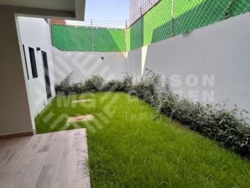Casa en Venta Nueva en Club de Golf Chiluca