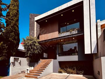 Casa en Venta Nueva en Club de Golf Chiluca