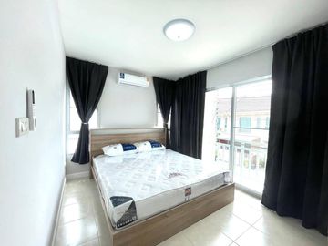 3 Bedroom 2 Bathroom town house for Rent at Glory house