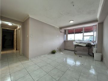 Se vende apartamento en La Alameda