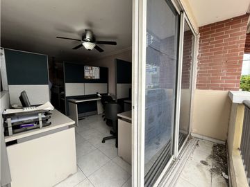 Se vende apartamento en La Alameda