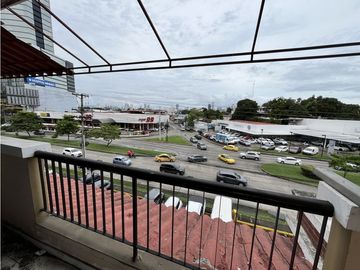 Se vende apartamento en La Alameda