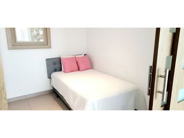 En venta departamento amoblado con vista al mar edf. Poseidón en Manta