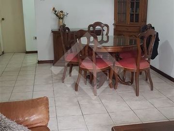 Departamento en Venta en Metro Universidad Católica