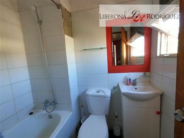 Casa en Venta en Casa compuesta de 3 lofts independientes en Cerro Bellavista