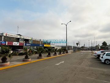 Locales Comerciales Venta AV. Elmer Faucett y Tomás Valle  - CALLAO
