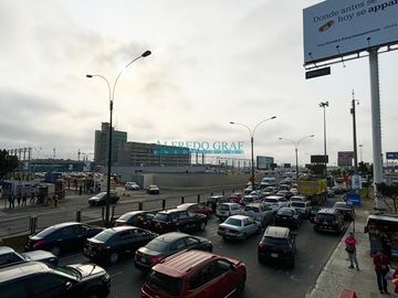 Locales Comerciales Venta AV. Elmer Faucett y Tomás Valle  - CALLAO