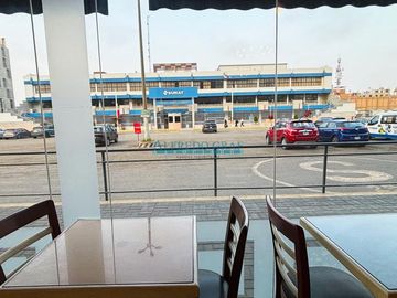 Locales Comerciales Venta AV. Elmer Faucett y Tomás Valle  - CALLAO