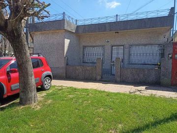 Casa en venta en Quilmes Oeste