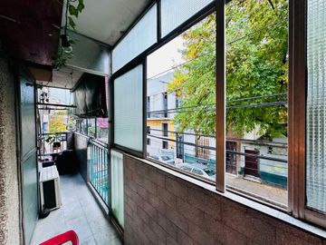Venta departamento 3 amb con balcón Almagro RENTA