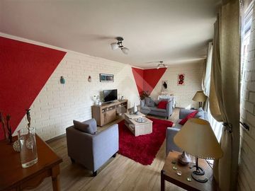 Casa en Venta en Tristan Valdes con Primera Transversal