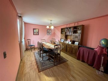 Casa en Venta en Tristan Valdes con Primera Transversal