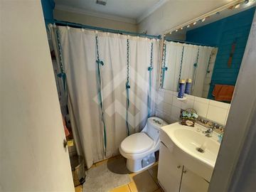 Casa en Venta en Tristan Valdes con Primera Transversal