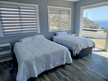SE VENDE ESPECTACULAR PARCELA CON CASA 5D/5B LA SERENA