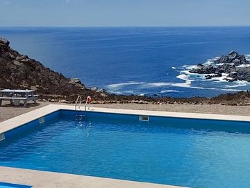 SE VENDE ESPECTACULAR PARCELA CON CASA 5D/5B LA SERENA