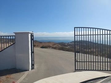 SE VENDE ESPECTACULAR PARCELA CON CASA 5D/5B LA SERENA