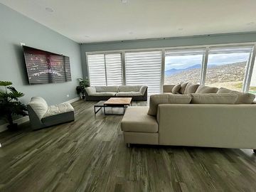 SE VENDE ESPECTACULAR PARCELA CON CASA 5D/5B LA SERENA