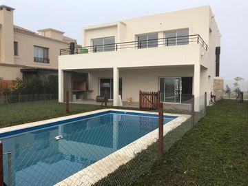 Casa - Los Castaños